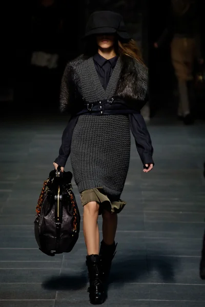 Look 17